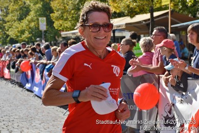 Stadtlauf-Neumarkt-Zieleinlauf-2019-0753