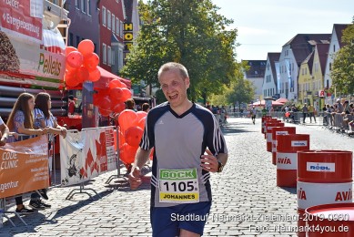 Stadtlauf-Neumarkt-Zieleinlauf-2019-0960