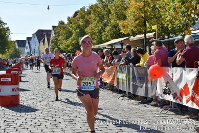 Stadtlauf-Neumarkt-Zieleinlauf-2019-0683