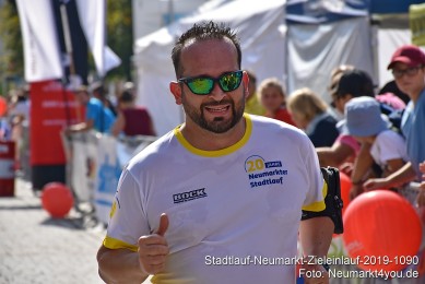 Stadtlauf-Neumarkt-Zieleinlauf-2019-1090