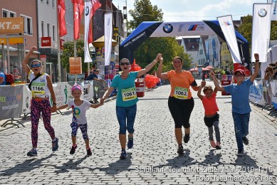 Stadtlauf-Neumarkt-Zieleinlauf-2019-1115