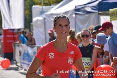 Stadtlauf-Neumarkt-Zieleinlauf-2019-1089