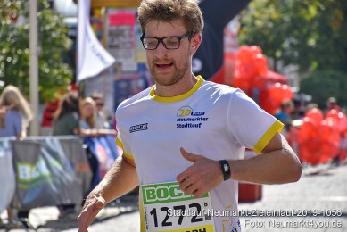 Stadtlauf-Neumarkt-Zieleinlauf-2019-1056