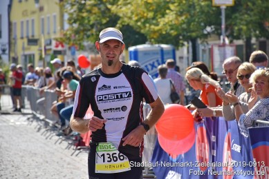 Stadtlauf-Neumarkt-Zieleinlauf-2019-0913