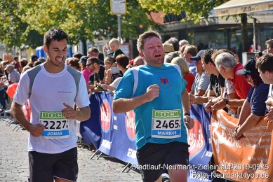 Stadtlauf-Neumarkt-Zieleinlauf-2019-0575