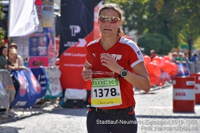 Stadtlauf-Neumarkt-Zieleinlauf-2019-1055