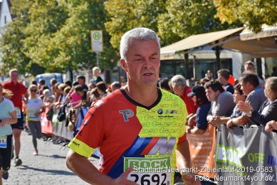 Stadtlauf-Neumarkt-Zieleinlauf-2019-0583
