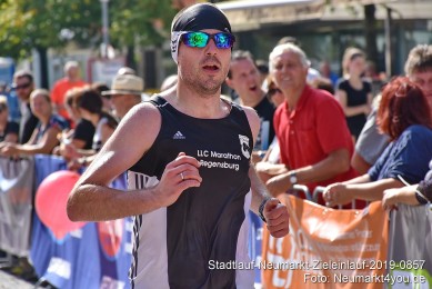 Stadtlauf-Neumarkt-Zieleinlauf-2019-0857