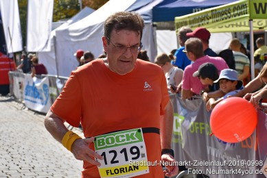 Stadtlauf-Neumarkt-Zieleinlauf-2019-0998
