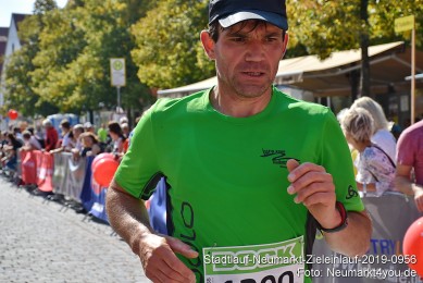 Stadtlauf-Neumarkt-Zieleinlauf-2019-0956