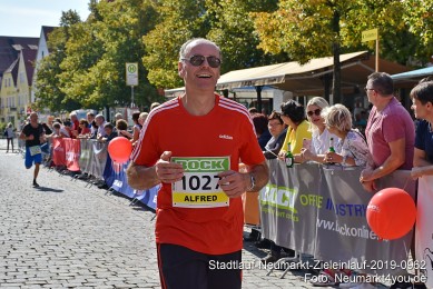 Stadtlauf-Neumarkt-Zieleinlauf-2019-0962
