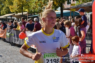 Stadtlauf-Neumarkt-Zieleinlauf-2019-0649