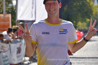 Stadtlauf-Neumarkt-Zieleinlauf-2019-1003