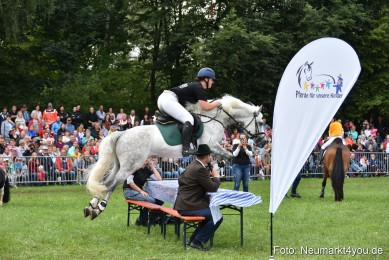 JURA-Volksfest-Pferdeshow-190819-0205