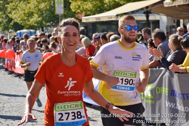 Stadtlauf-Neumarkt-Zieleinlauf-2019-0622