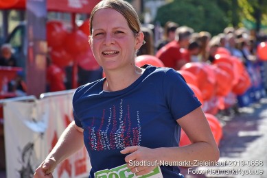 Stadtlauf-Neumarkt-Zieleinlauf-2019-0658