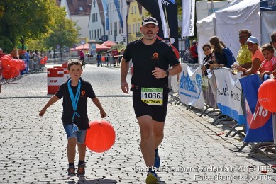 Stadtlauf-Neumarkt-Zieleinlauf-2019-1113