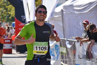 Stadtlauf-Neumarkt-Zieleinlauf-2019-0996