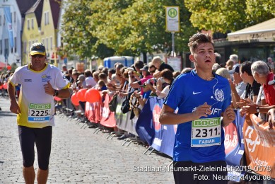 Stadtlauf-Neumarkt-Zieleinlauf-2019-0576
