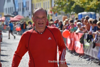 Stadtlauf-Neumarkt-Zieleinlauf-2019-0784