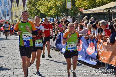 Stadtlauf-Neumarkt-Zieleinlauf-2019-0577