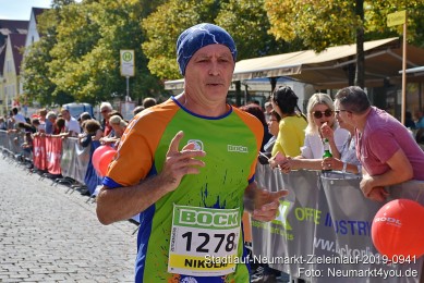 Stadtlauf-Neumarkt-Zieleinlauf-2019-0941