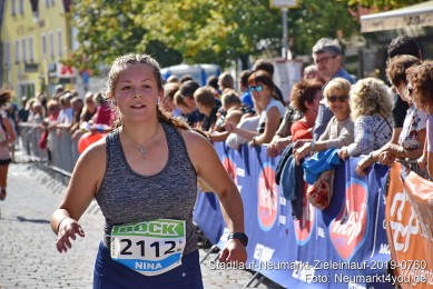 Stadtlauf-Neumarkt-Zieleinlauf-2019-0760