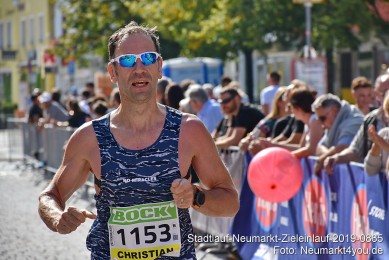 Stadtlauf-Neumarkt-Zieleinlauf-2019-0865