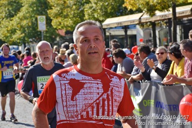 Stadtlauf-Neumarkt-Zieleinlauf-2019-0557