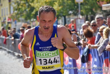 Stadtlauf-Neumarkt-Zieleinlauf-2019-0834