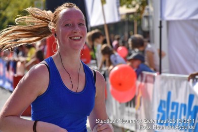 Stadtlauf-Neumarkt-Zieleinlauf-2019-0811