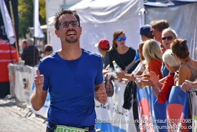 Stadtlauf-Neumarkt-Zieleinlauf-2019-0987