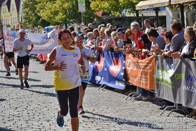 Stadtlauf-Neumarkt-Zieleinlauf-2019-0549