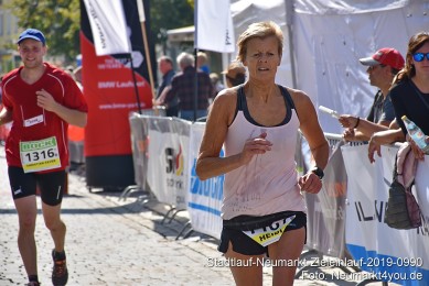 Stadtlauf-Neumarkt-Zieleinlauf-2019-0990