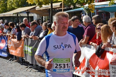 Stadtlauf-Neumarkt-Zieleinlauf-2019-0609