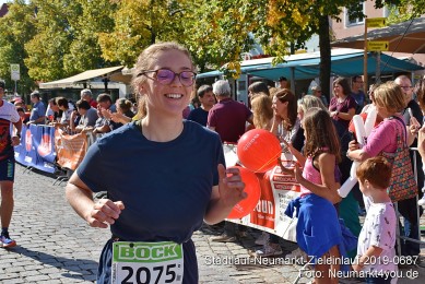 Stadtlauf-Neumarkt-Zieleinlauf-2019-0687