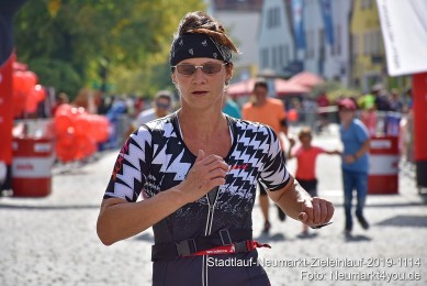 Stadtlauf-Neumarkt-Zieleinlauf-2019-1114
