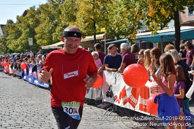 Stadtlauf-Neumarkt-Zieleinlauf-2019-0652