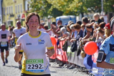 Stadtlauf-Neumarkt-Zieleinlauf-2019-0594