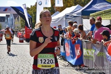 Stadtlauf-Neumarkt-Zieleinlauf-2019-1005