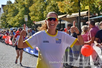 Stadtlauf-Neumarkt-Zieleinlauf-2019-0679