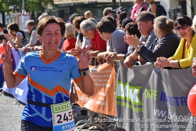 Stadtlauf-Neumarkt-Zieleinlauf-2019-0664