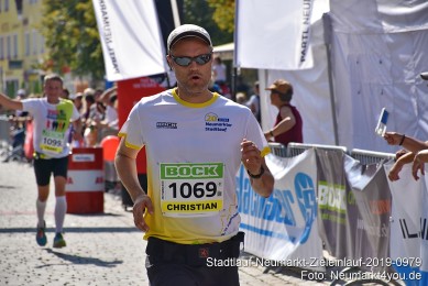 Stadtlauf-Neumarkt-Zieleinlauf-2019-0979