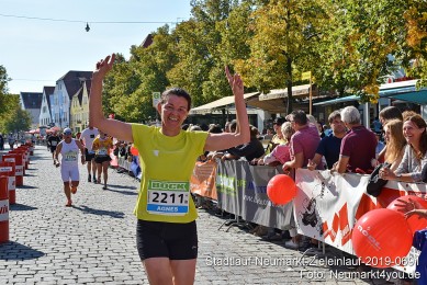 Stadtlauf-Neumarkt-Zieleinlauf-2019-0691