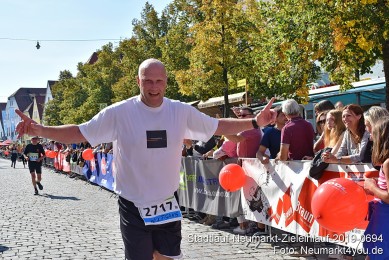 Stadtlauf-Neumarkt-Zieleinlauf-2019-0694