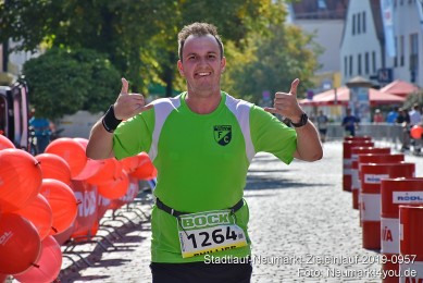 Stadtlauf-Neumarkt-Zieleinlauf-2019-0957