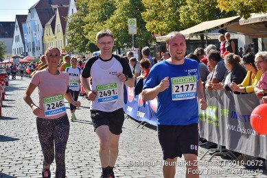 Stadtlauf-Neumarkt-Zieleinlauf-2019-0672