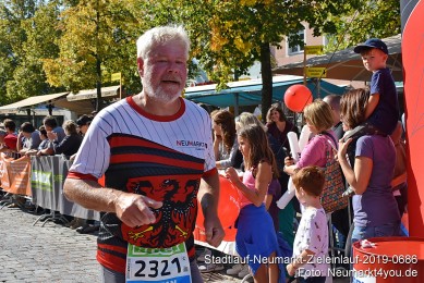 Stadtlauf-Neumarkt-Zieleinlauf-2019-0686