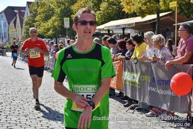 Stadtlauf-Neumarkt-Zieleinlauf-2019-0961