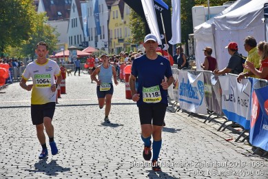 Stadtlauf-Neumarkt-Zieleinlauf-2019-1086
